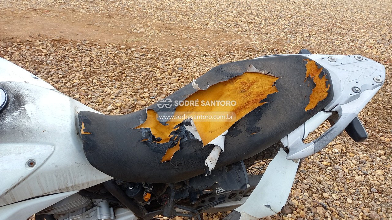 Foto 8 de 13: HONDA - XRE 300 P 2014/2014