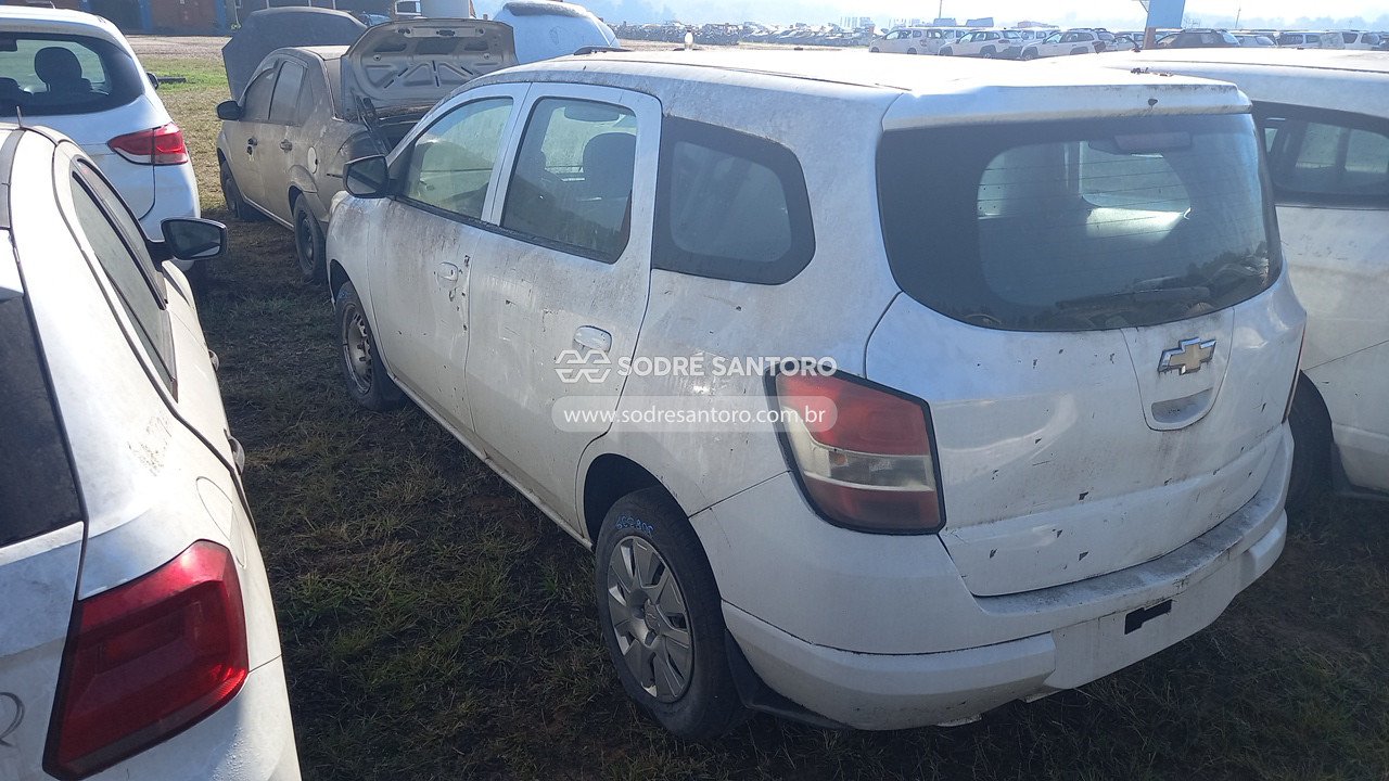 Foto 2: CHEVROLET - SPIN 1.8L MT LT 2015/2016