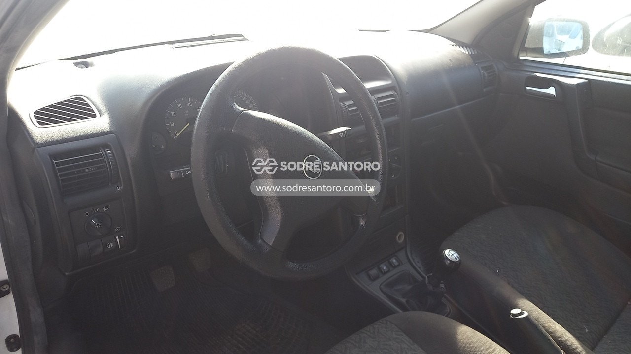 Foto 6 de 13: CHEVROLET - ASTRA SEDAN ADVANTAGE 2009/2009