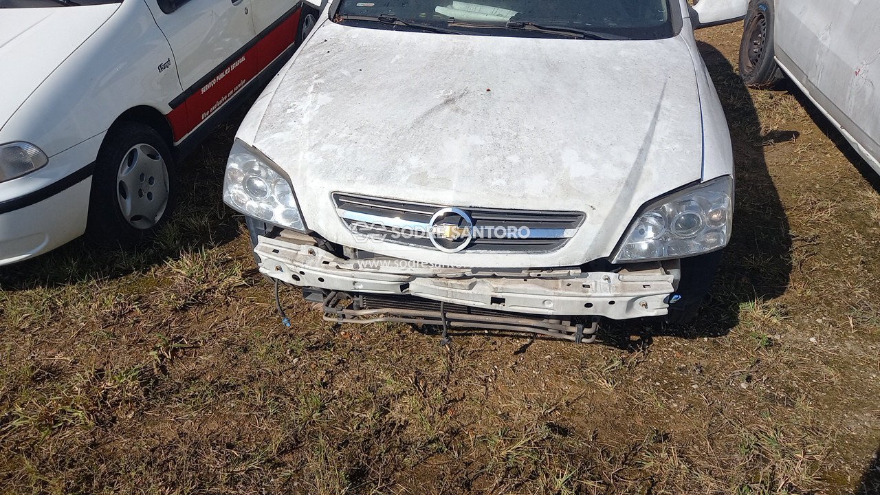 Foto 10 de 13: CHEVROLET - ASTRA SEDAN ADVANTAGE 2009/2009
