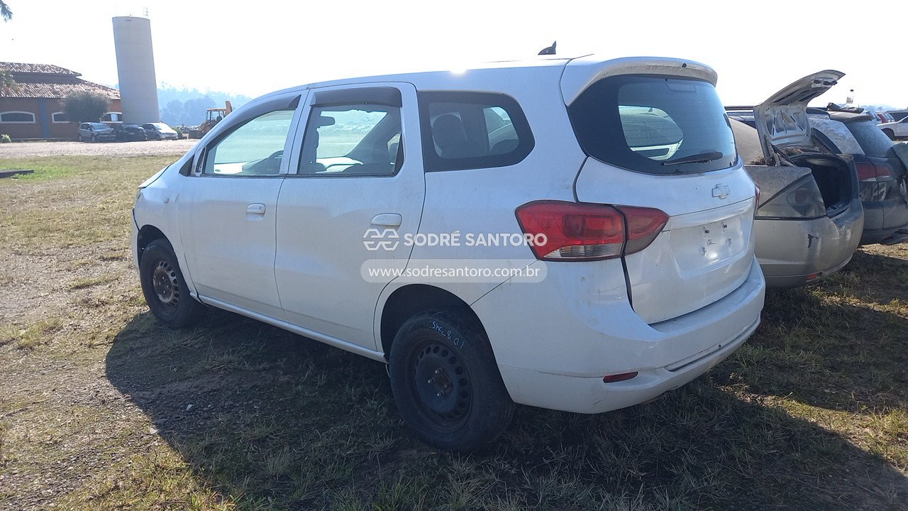 Foto 2: CHEVROLET - SPIN 1.8L MT LS E 2018/2019