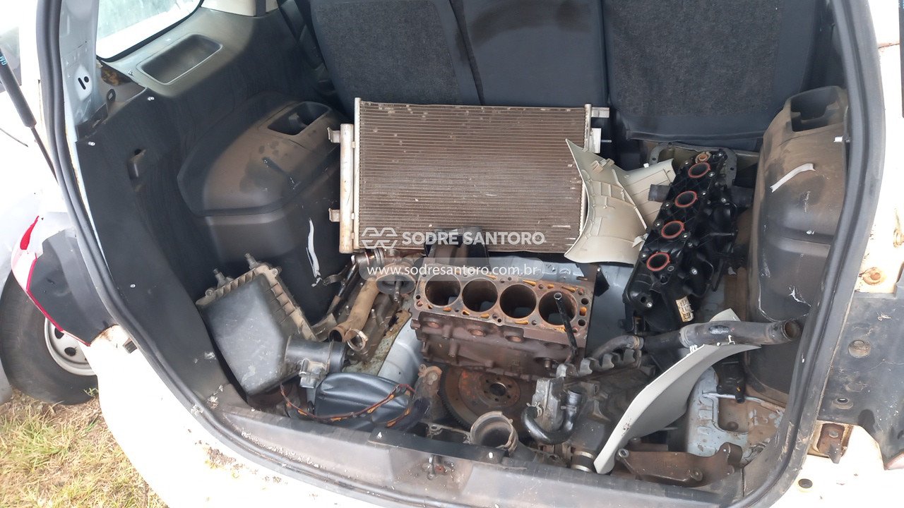 Foto 12 de 13: CHEVROLET - SPIN 1.8L MT LS E 2018/2019