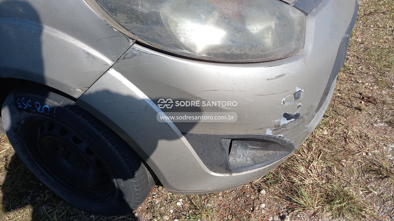 Foto 12 de 13: FORD - FIESTA SEDAN1.6FLEX 2011/2012