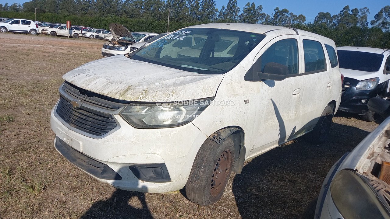Foto 3: CHEVROLET - SPIN 1.8L MT LS E 2019/2020