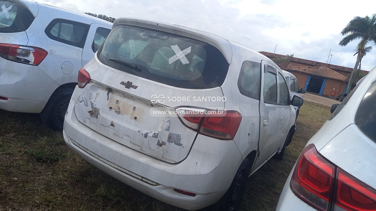 Foto 4: CHEVROLET - SPIN 1.8L MT LS E 2019/2020