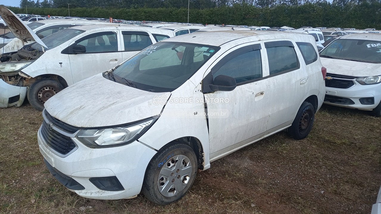 Foto 3: CHEVROLET - SPIN 1.8L MT LS E 2019/2020