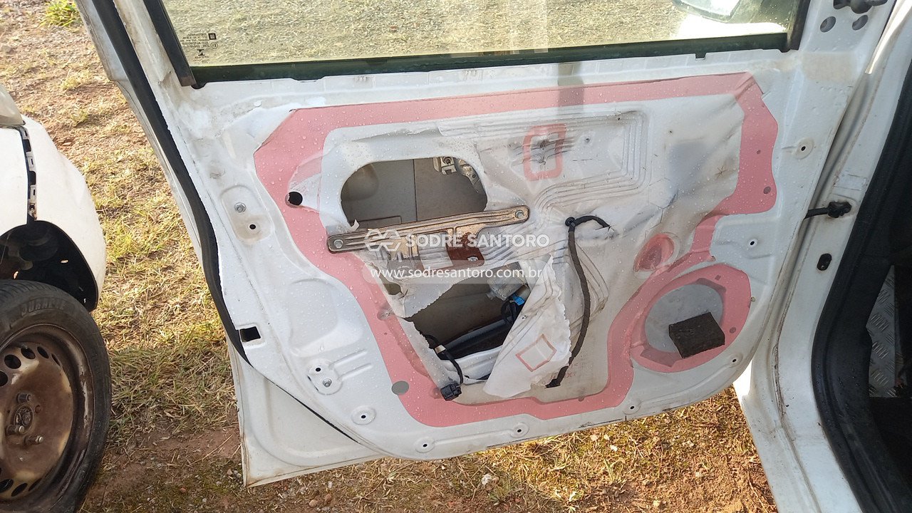 Foto 11 de 13: CHEVROLET - SPIN 1.8L MT LS E 2019/2020