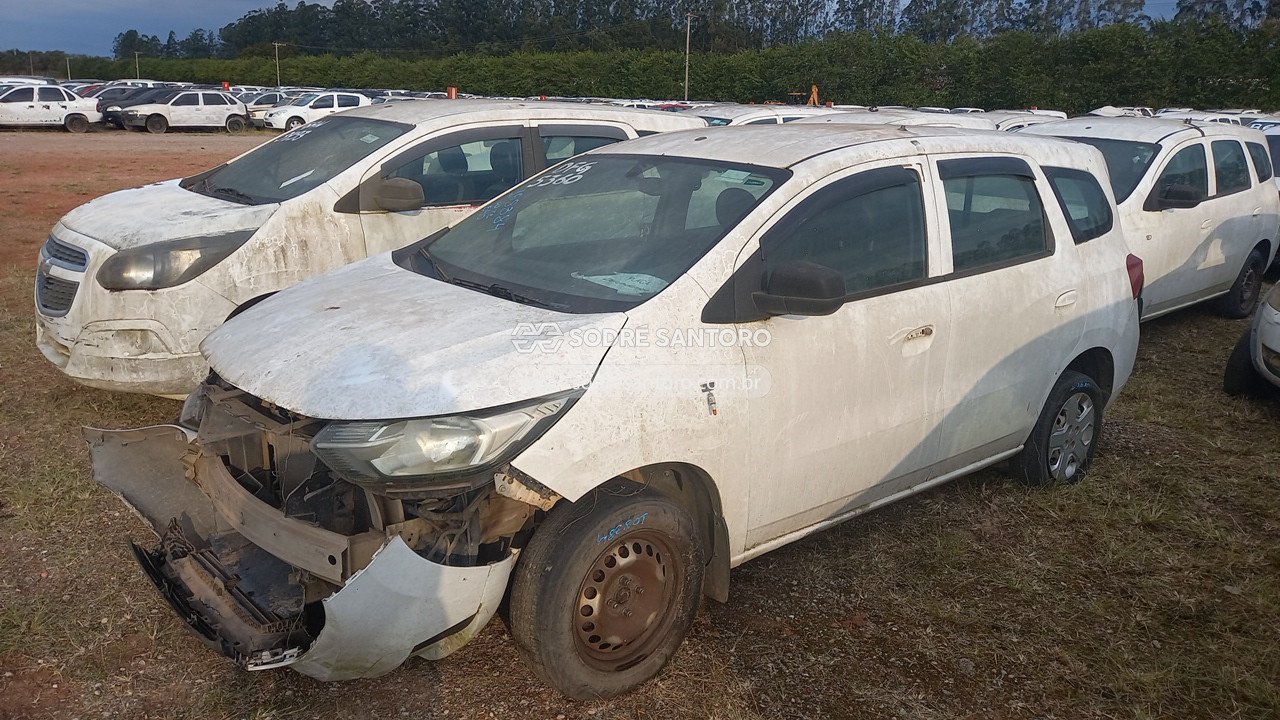 Foto 3: CHEVROLET - SPIN 1.8L MT LS E 2019/2020