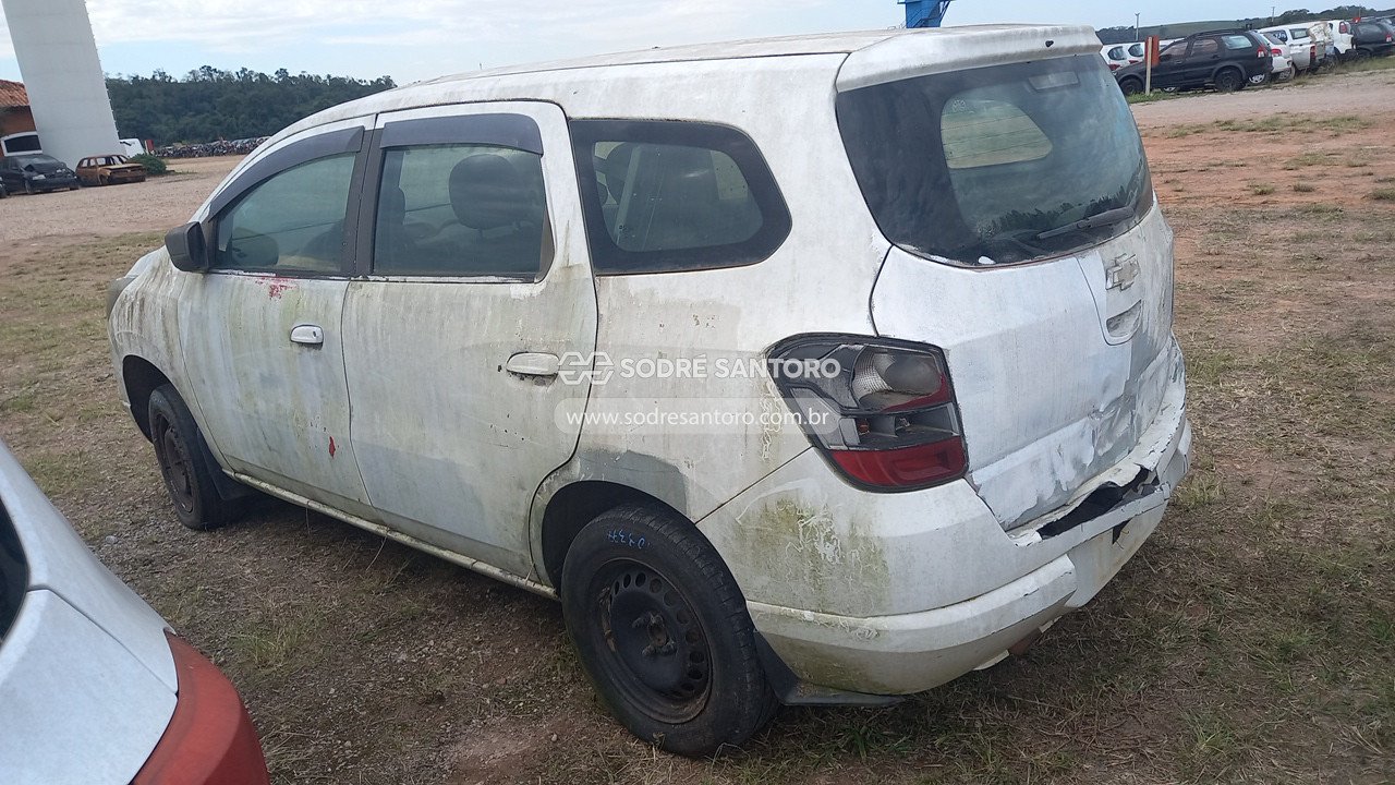 Foto 2: CHEVROLET - SPIN 1.8L MT LT 2015/2016