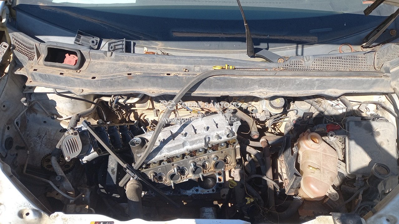 Foto 5: CHEVROLET - SPIN 1.8L MT LS E 2019/2020