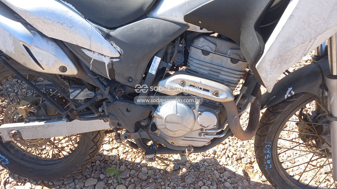 Foto 6 de 13: HONDA - XRE 300 2016/2016