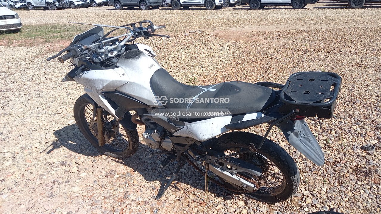 Foto 2: HONDA - XRE 300 2016/2016