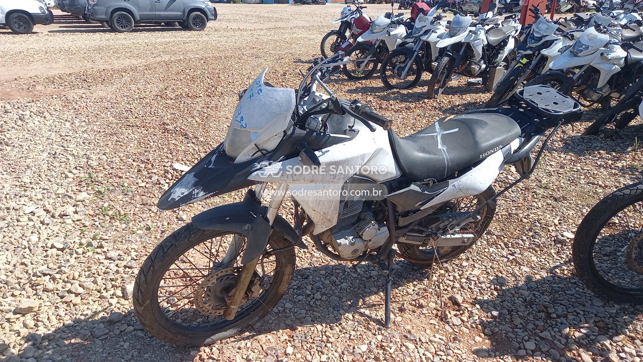 Foto 3: HONDA - XRE 300 2016/2016