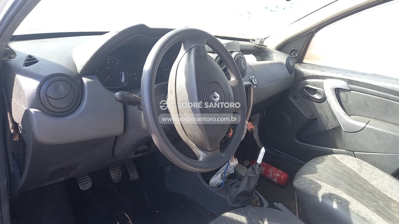 Foto 6 de 13: RENAULT - DUSTER 16 4X2 2013/2014