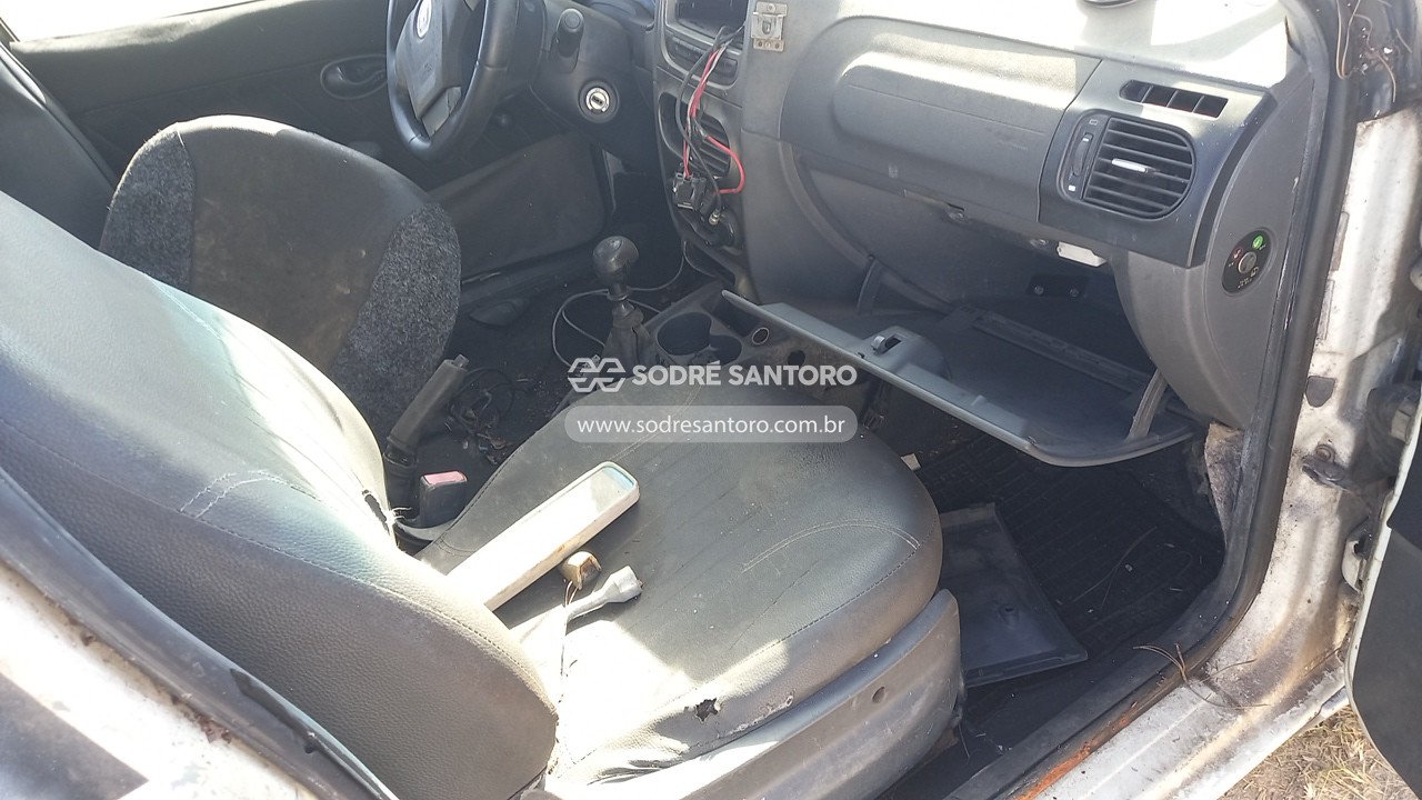 Foto 11 de 13: FIAT - PALIO WK TREKK 1.6 2012/2013