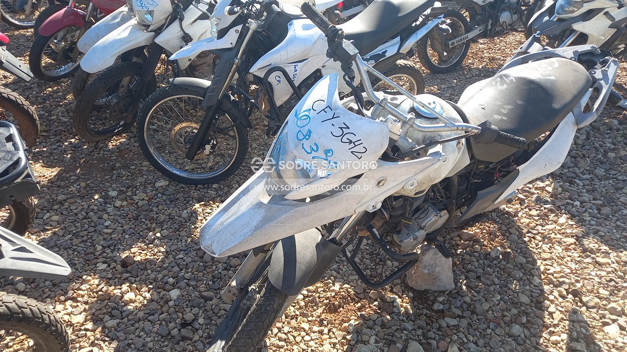 Foto 9 de 13: HONDA - XRE 300 P 2013/2013