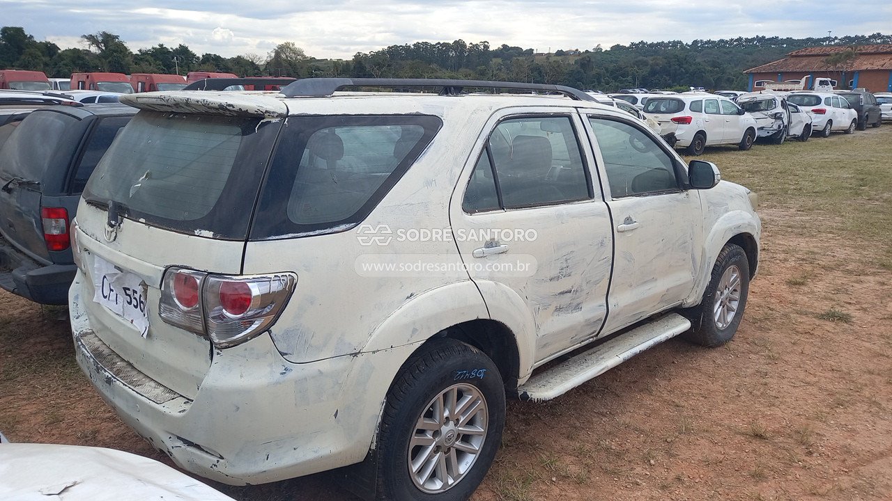 Foto 4: TOYOTA - HILUX SW4 4X2SR 2013/2013
