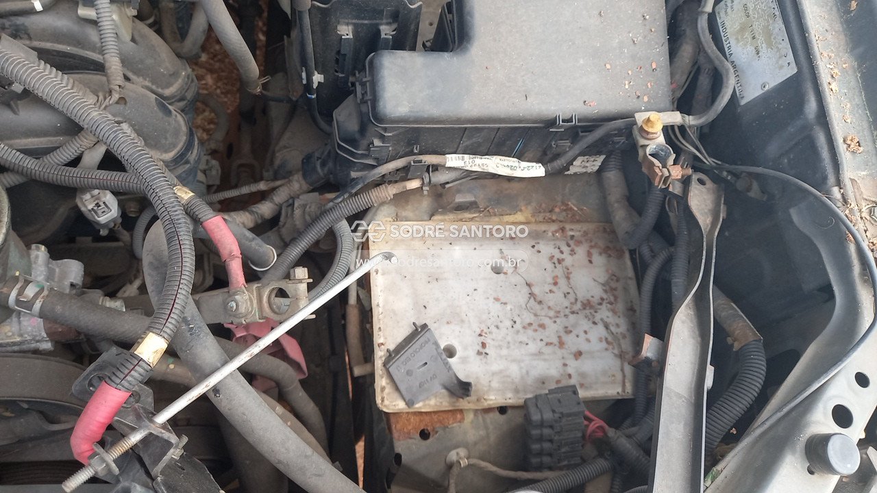 Foto 12 de 13: TOYOTA - HILUX SW4 4X2SR 2014/2014