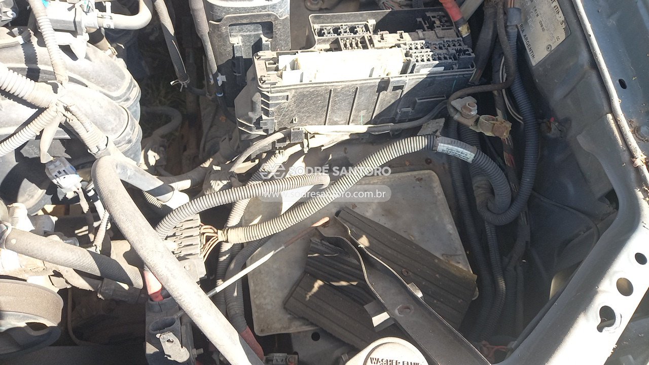 Foto 12 de 13: TOYOTA - HILUX SW4 4X2SR 2014/2014