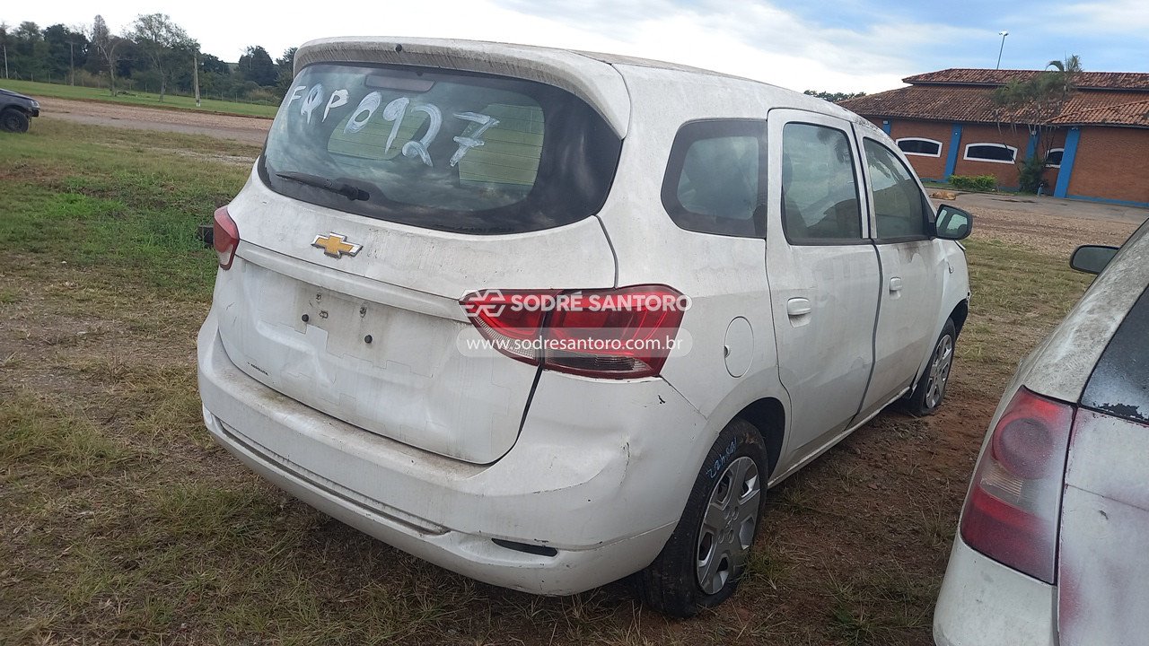 Foto 4: CHEVROLET - SPIN 1.8L MT LS E 2019/2020