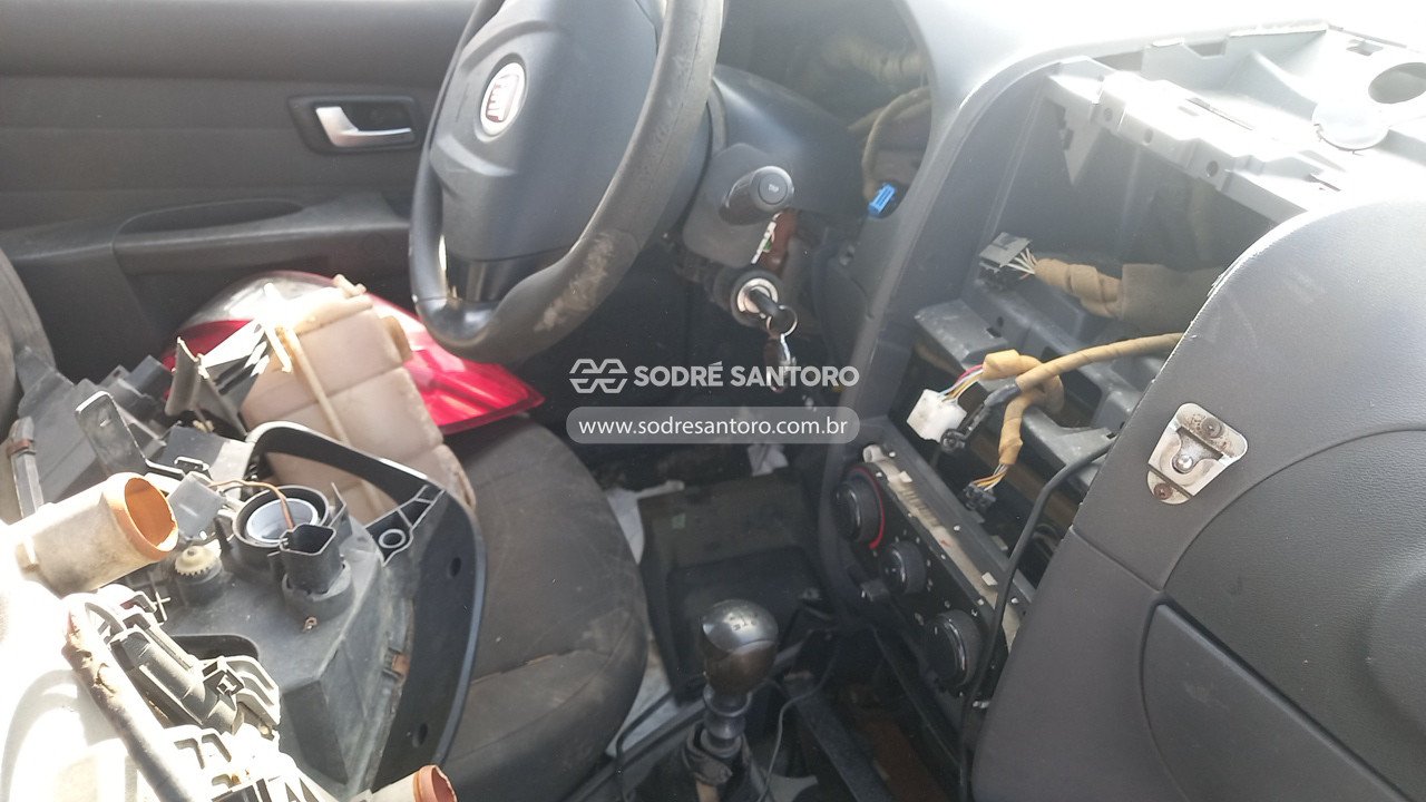 Foto 12 de 13: FIAT - STRADA WORKING 2015/2016