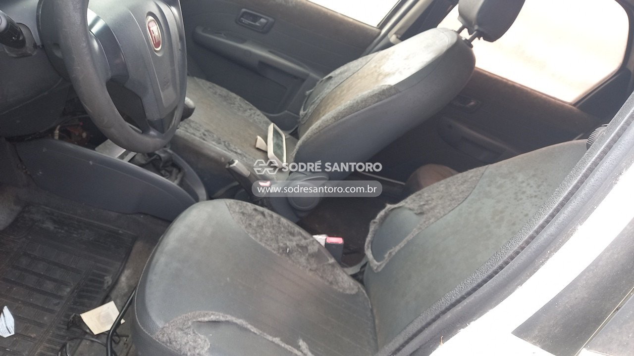 Foto 8 de 13: FIAT - PALIO WK ADVEN FLEX 2013/2013