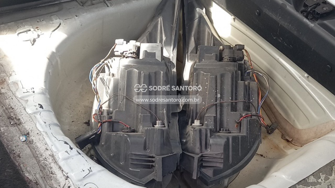 Foto 9 de 13: CHEVROLET - SPIN 1.8L MT LS E 2019/2020