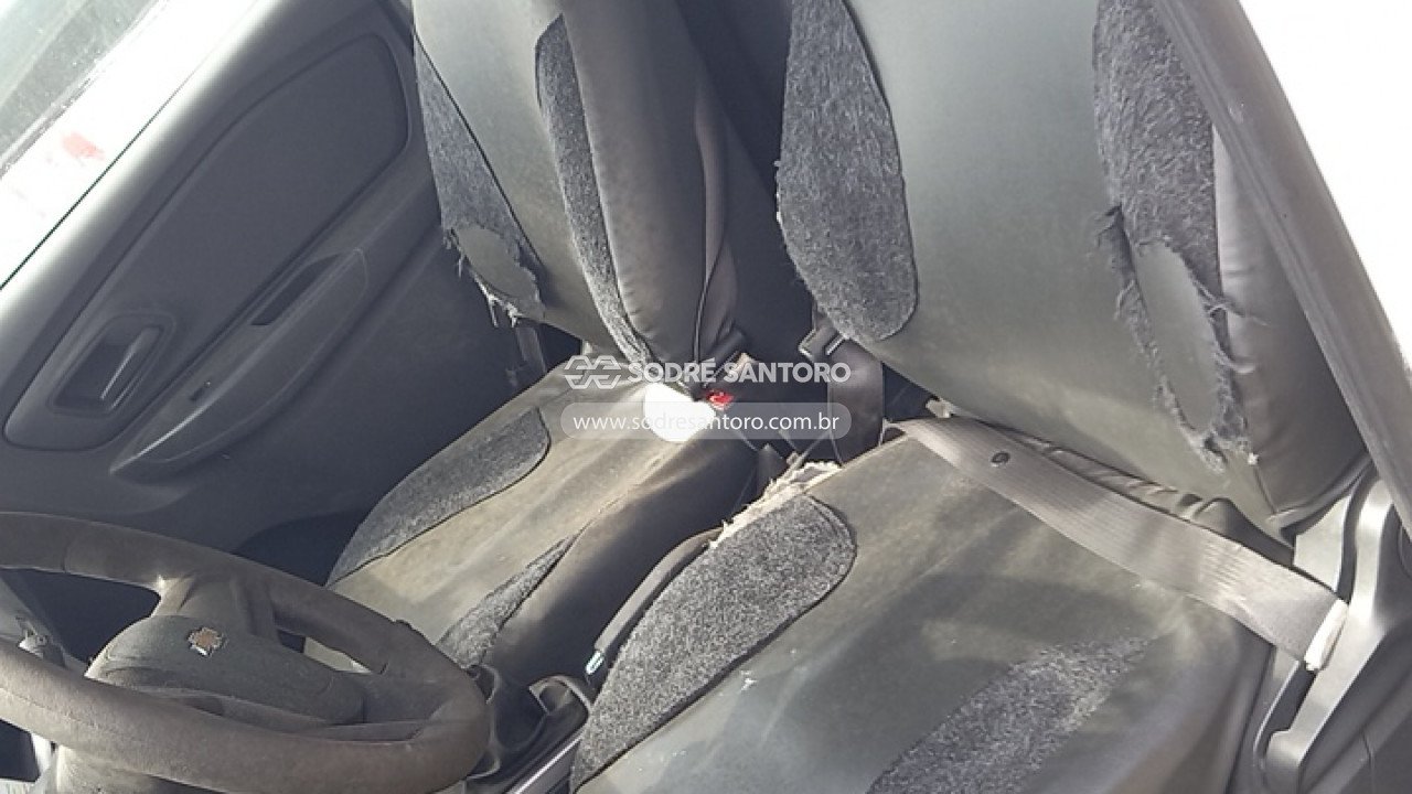 Foto 8 de 13: CHEVROLET - SPIN 1.8L MT LS E 2019/2020