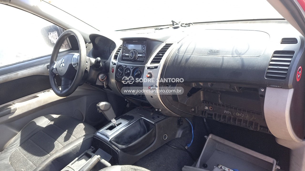 Foto 7 de 13: MITSUBISHI - PAJERO DAKAR D 2012/2013