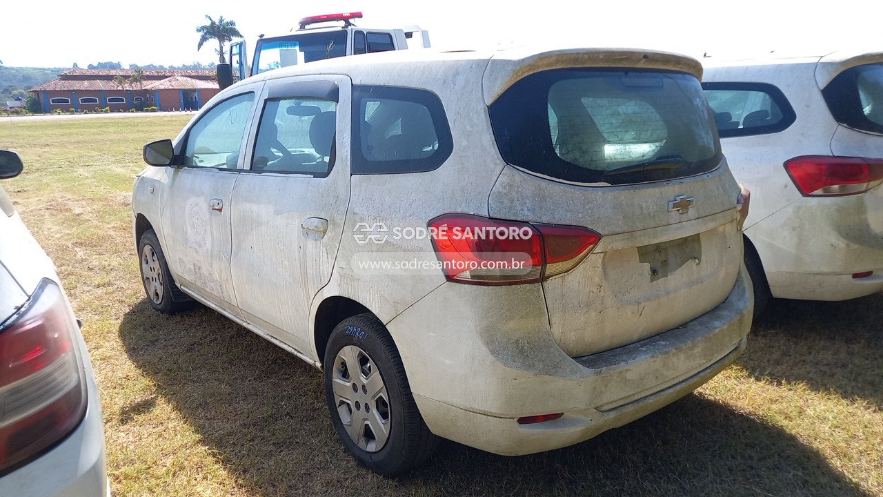 Foto 2: CHEVROLET - SPIN 1.8L MT LS E 2018/2019