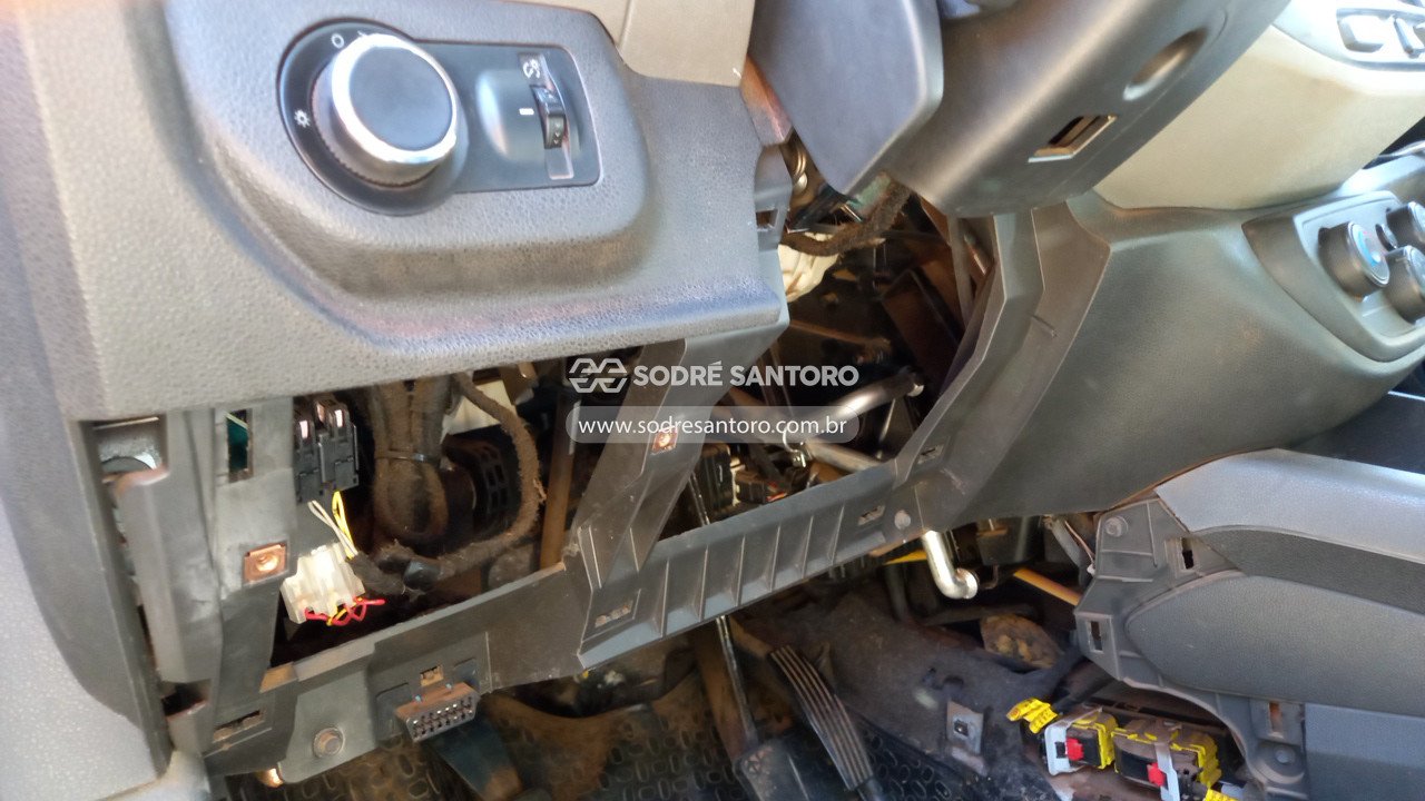 Foto 11 de 13: CHEVROLET - SPIN 1.8L MT LT 2015/2016