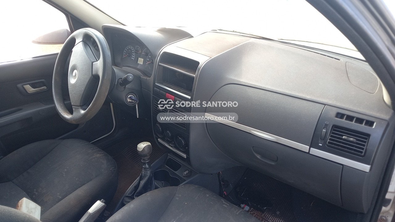 Foto 7 de 13: FIAT - PALIO WEEK HLX FLEX 2006/2007