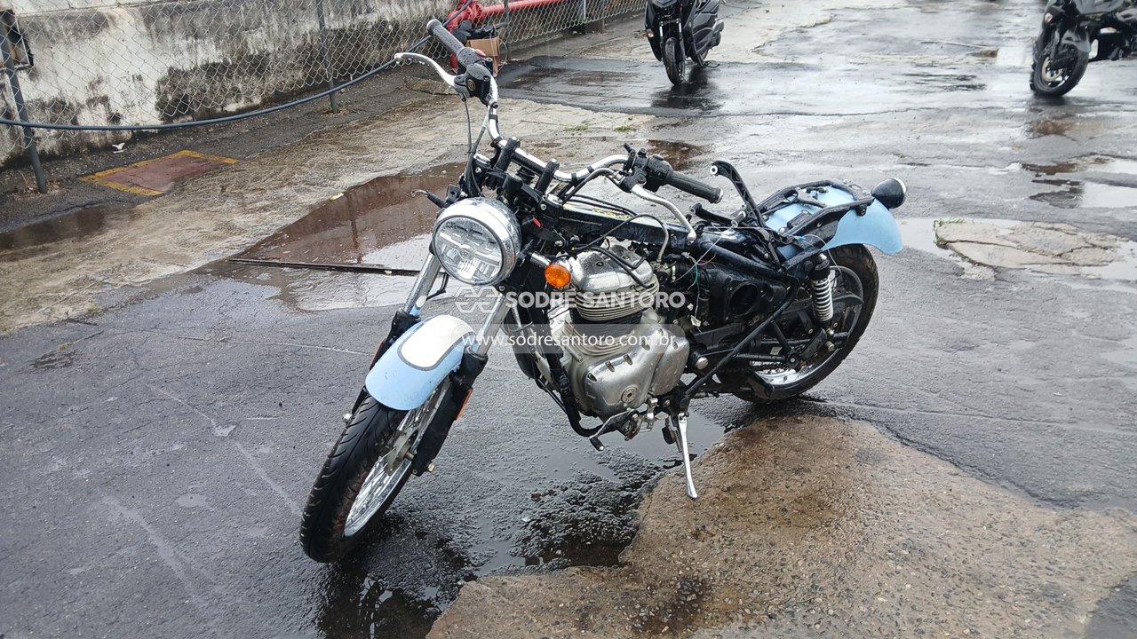 Royal Enfield Meteor A - 2025/2026 — foto 3 de 9