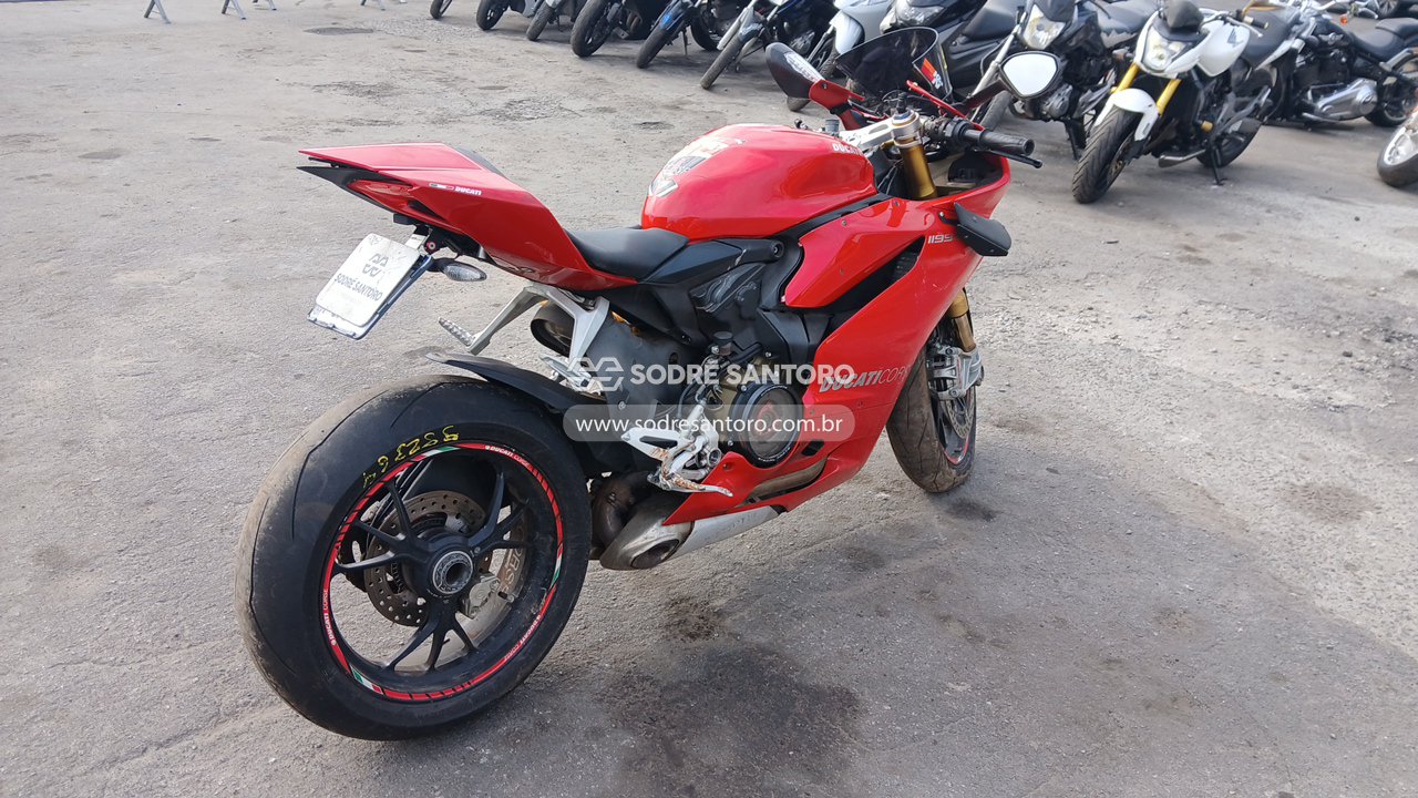 Ducati 1199 Panig S - 2015/2015 — foto 4 de 10