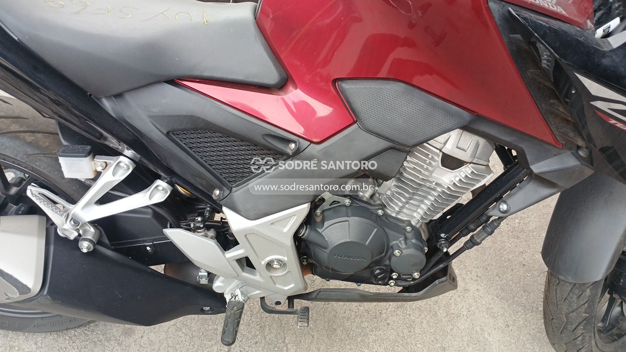 Honda CB 300f Twister Abs - 2025/2025 — foto 11 de 12