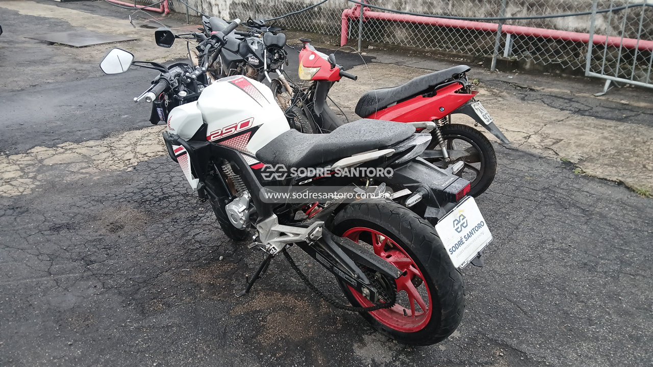 Foto 2: HONDA - CB 250F TWISTER CBS 2022/2022