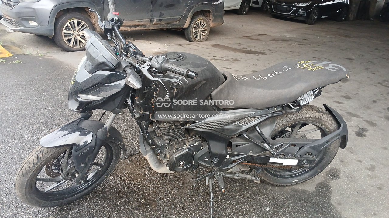 Foto 3: BAJAJ - PULSAR N150 2025/2026