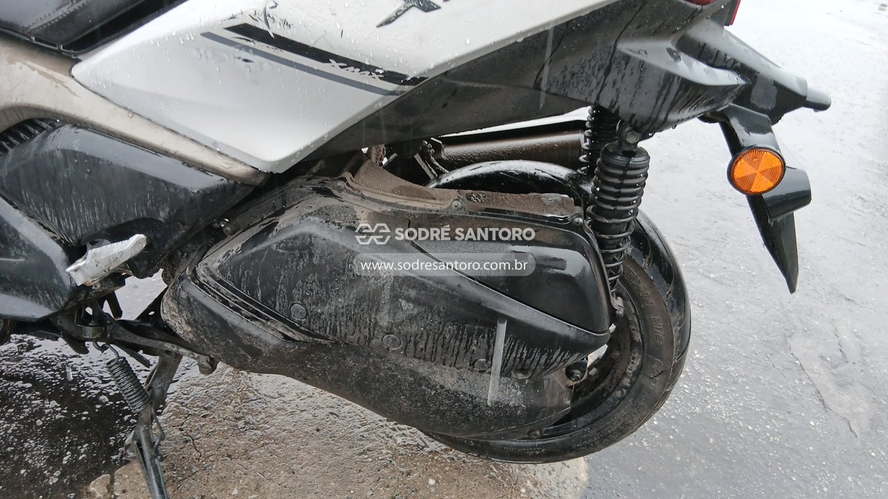 Foto 5: YAMAHA - XMAX 2025/2025