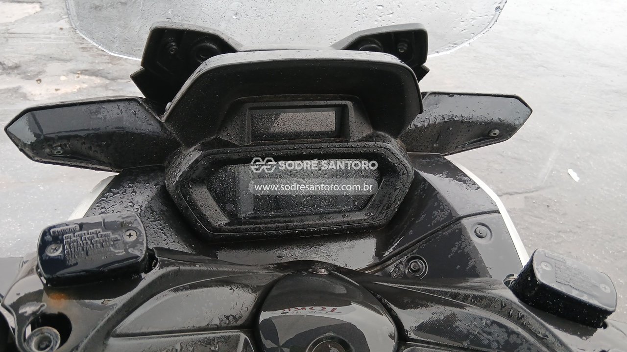 Foto 7 de 11: YAMAHA - XMAX 2025/2025