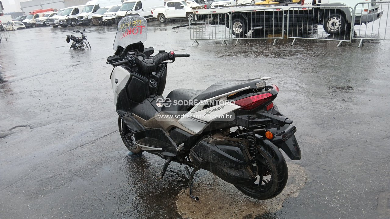 Foto 2: YAMAHA - XMAX 2025/2025