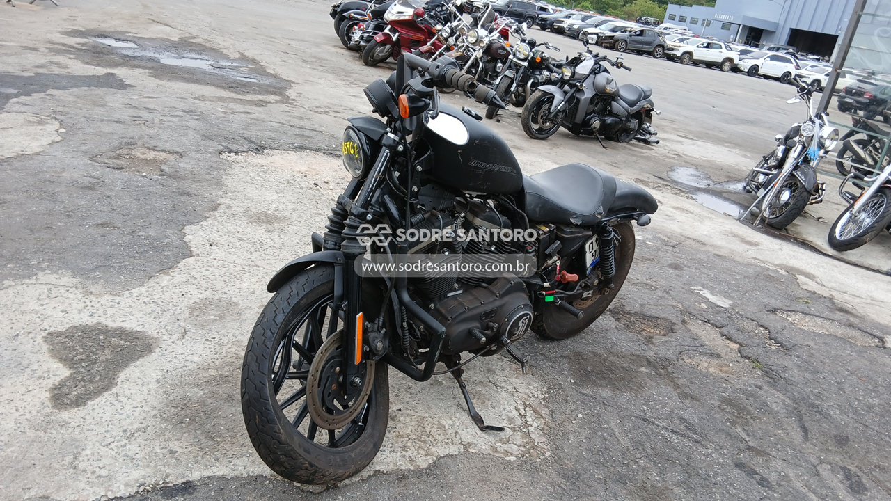 Foto 3: HARLEY DAVIDSON - XL 883 N 2011/2011