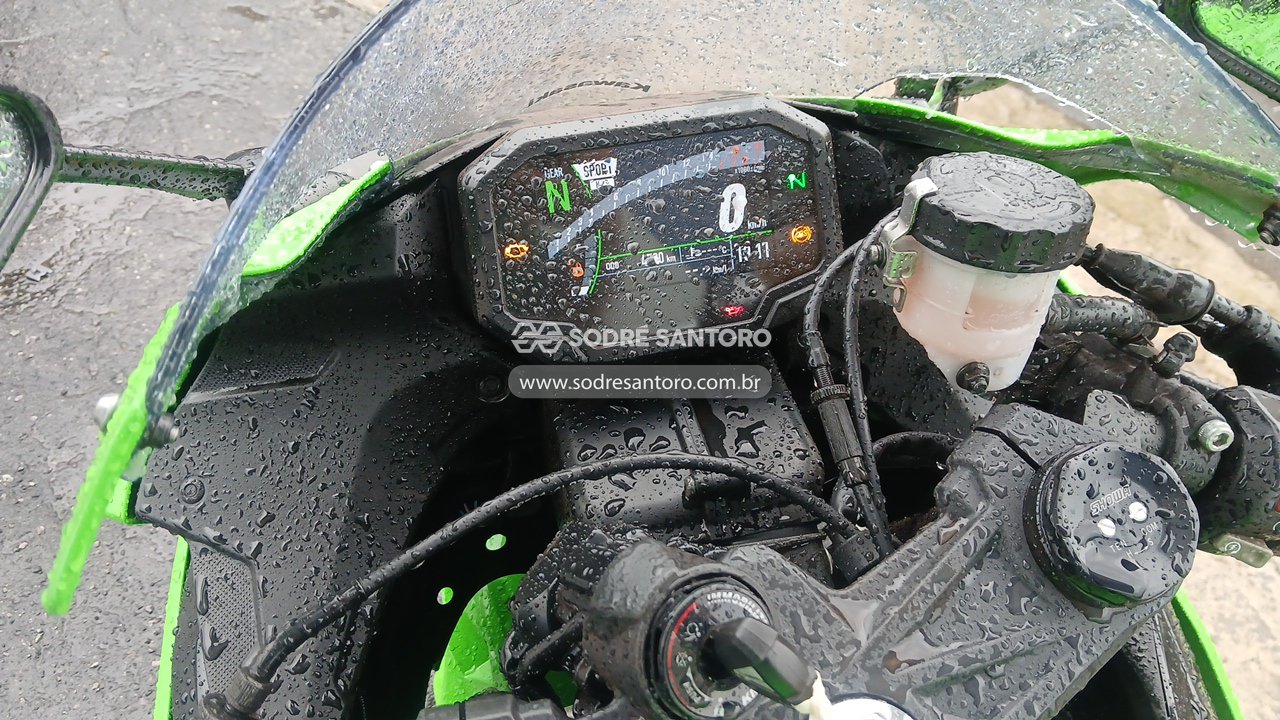 Foto 8 de 10: KAWASAKI - NINJA ZX 2025/2025