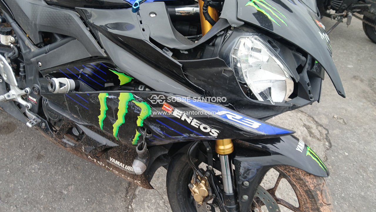 Foto 9 de 9: YAMAHA - YZF R3 MONSTER 2020/2021