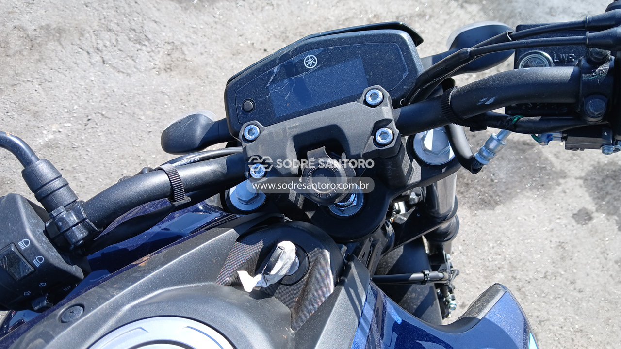 Foto 7 de 9: YAMAHA - FZ15 FAZER ABS 2026/2026