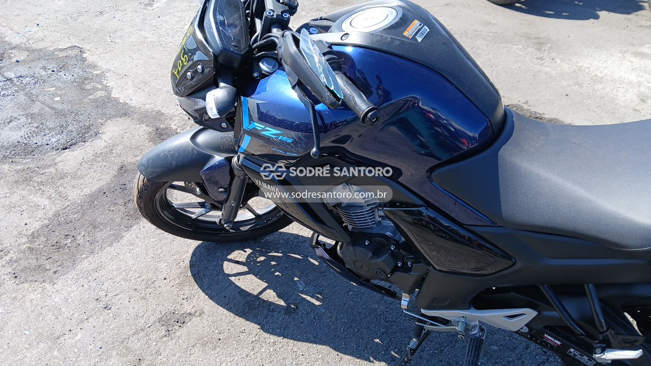 Foto 8 de 9: YAMAHA - FZ15 FAZER ABS 2026/2026