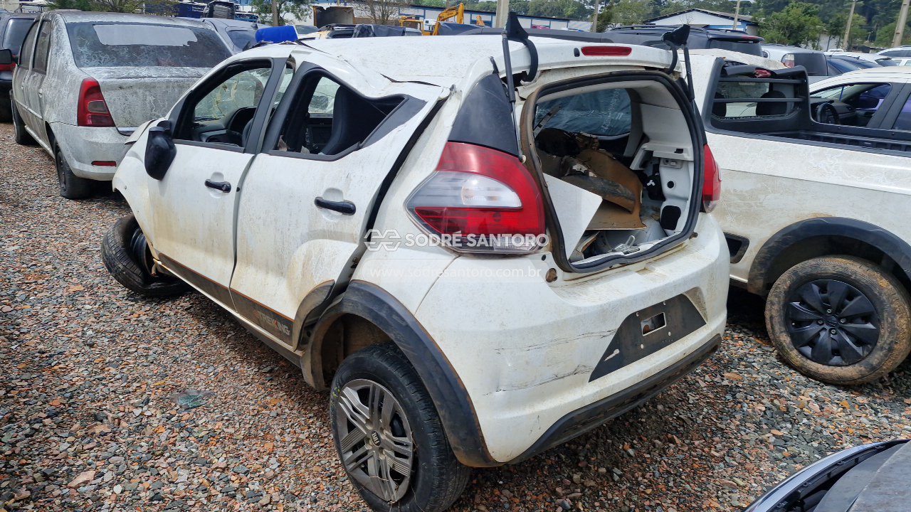 Foto 2: FIAT - MOBI TREKKING 1.0MT 2025/2026