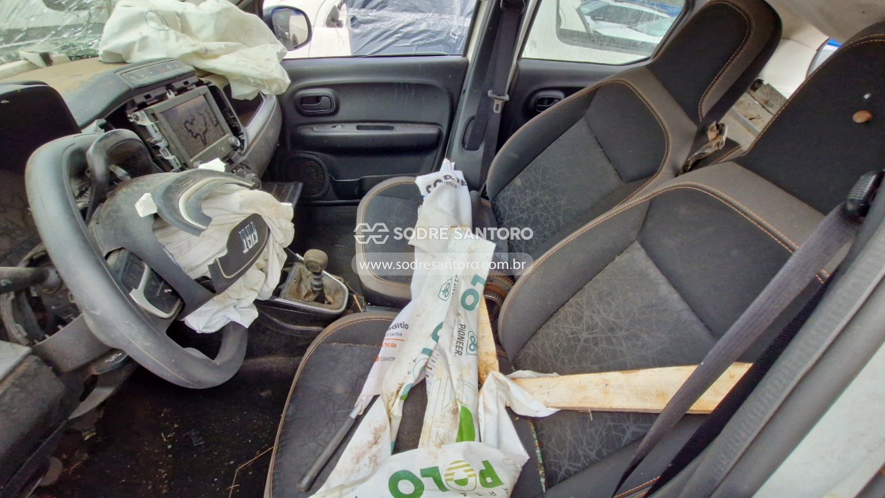 Foto 8 de 13: FIAT - MOBI TREKKING 1.0MT 2025/2026