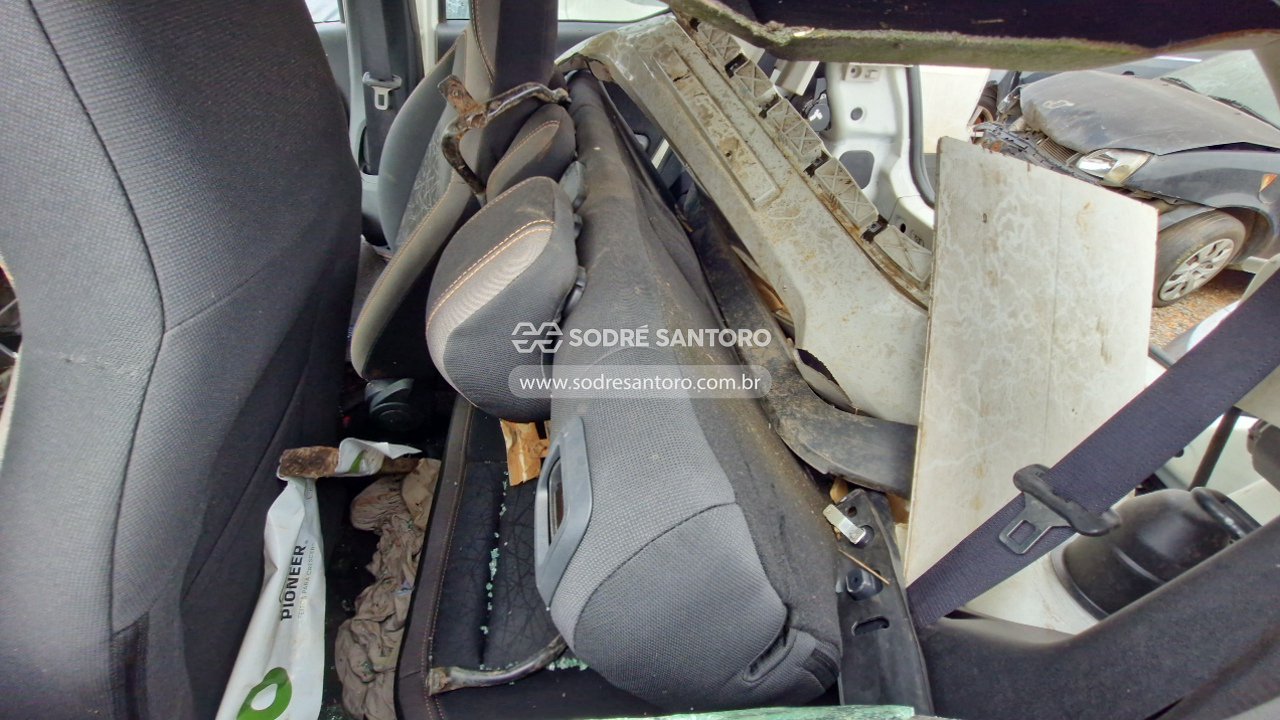 Foto 9 de 13: FIAT - MOBI TREKKING 1.0MT 2025/2026