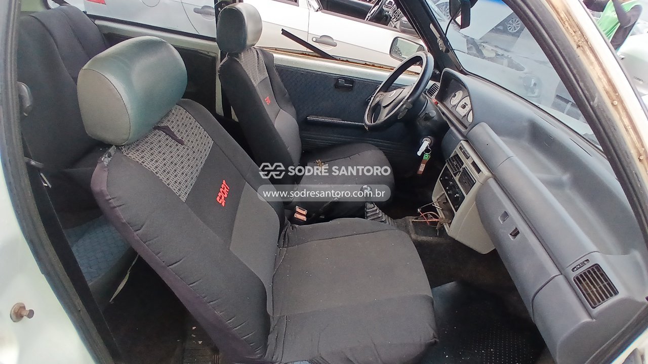 Foto 9 de 13: FIAT - UNO MILLE FIRE 2P 2004/2004