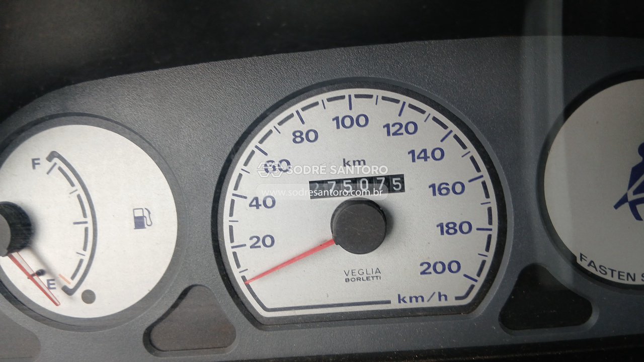 Foto 7 de 13: FIAT - UNO MILLE FIRE 2P 2004/2004